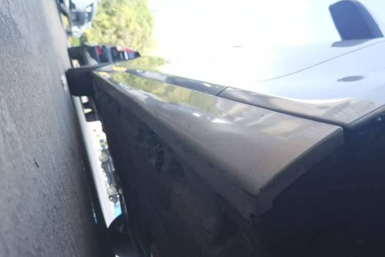 Used BMW 5 Series 2014 520Li Elegant Model Right Side Sill
