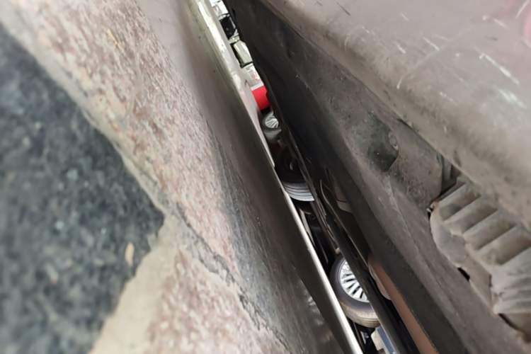 Used BMW 5 Series 2014 520Li Elegant Model Right Side Sill