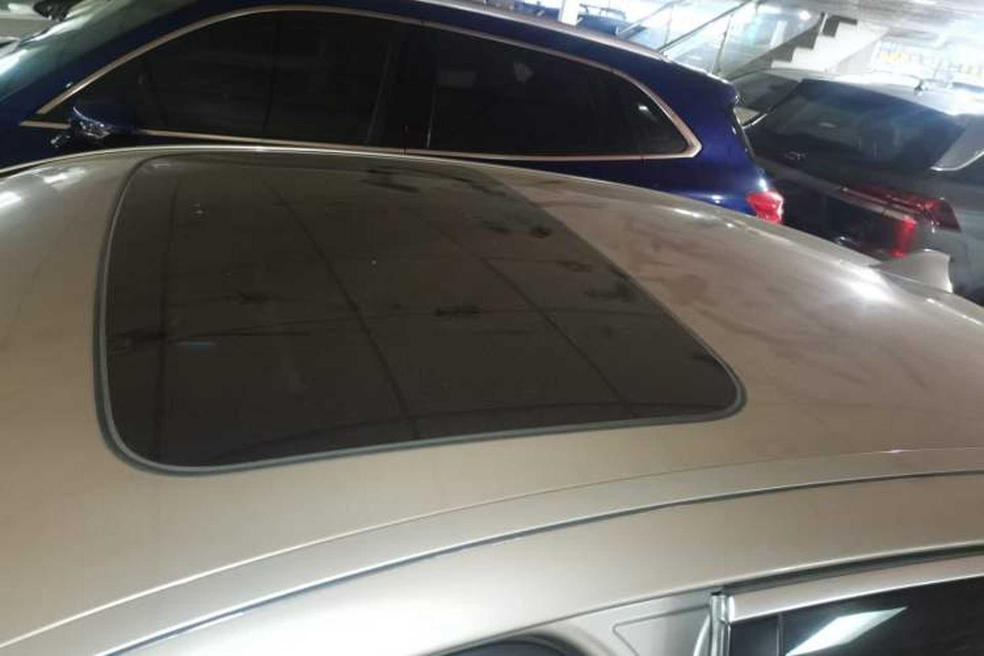 Used BMW 5 Series 2014 525Li Leading Model Roof