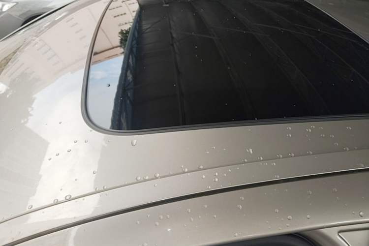 Used BMW 5 Series 2014 525Li Luxury Design Package Roof