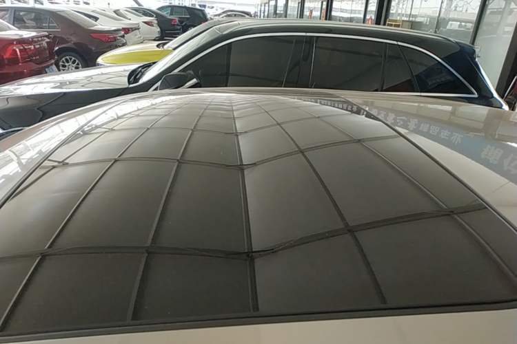 Used BMW 5 Series 2014 525Li Leading Model Roof