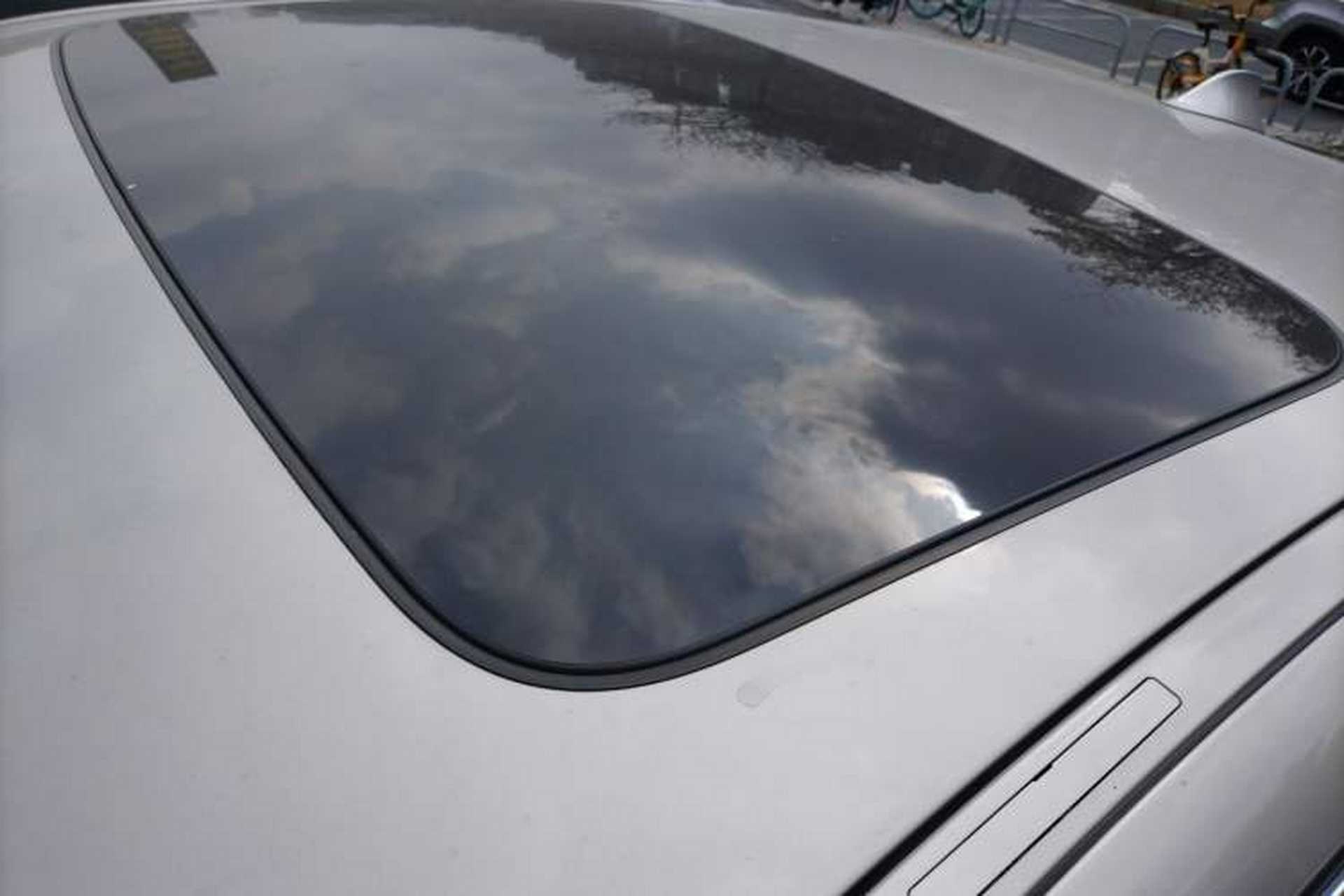 Used BMW 5 Series 2014 520i Elegant Edition Roof