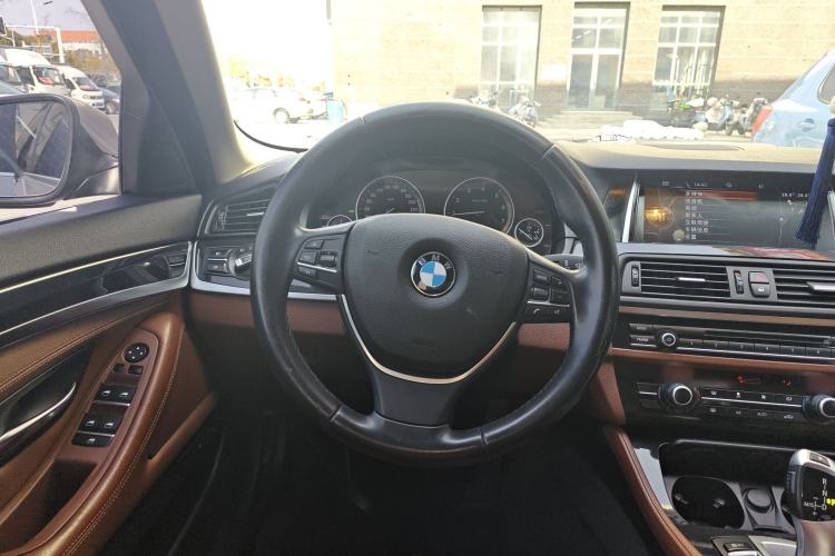 Used BMW 5 Series 2014 520Li Elegant Model Steering Wheel