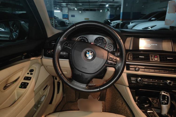 Used BMW 5 Series 2014 520Li Elegant Model Steering Wheel