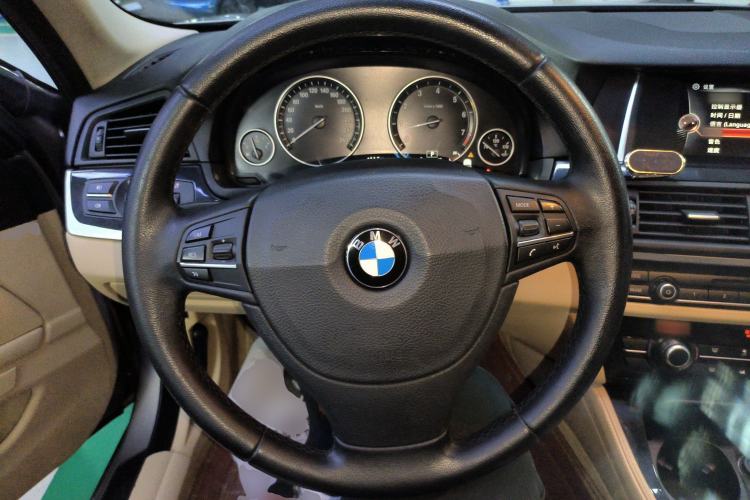 Used BMW 5 Series 2014 520i Elegant Edition Steering Wheel