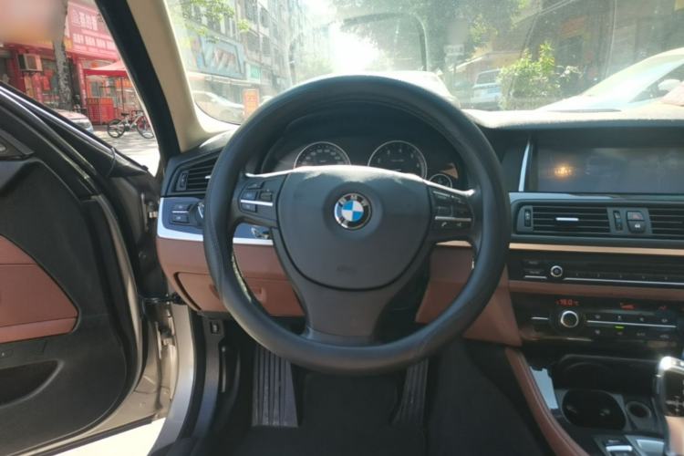 Used BMW 5 Series 2014 520Li Elegant Model Steering Wheel