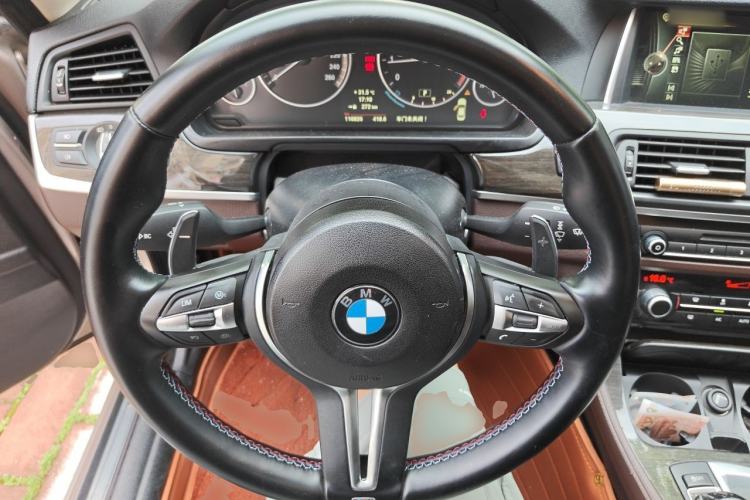 Used BMW 5 Series 2014 525Li Luxury Design Package Steering Wheel