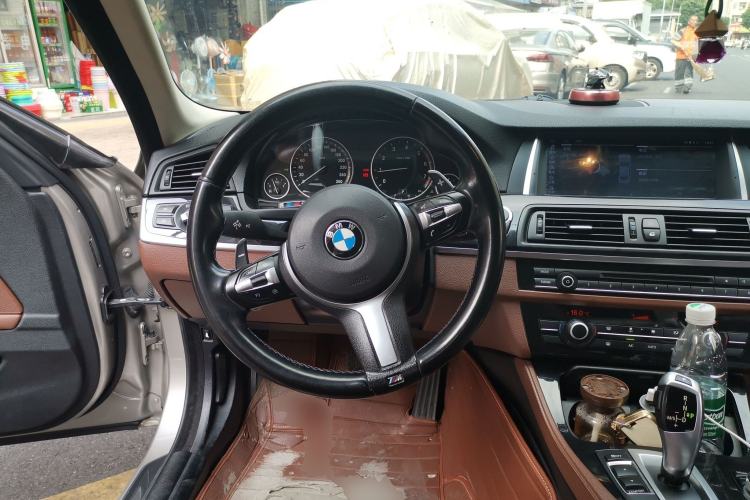 Used BMW 5 Series 2014 520Li Elegant Model Steering Wheel