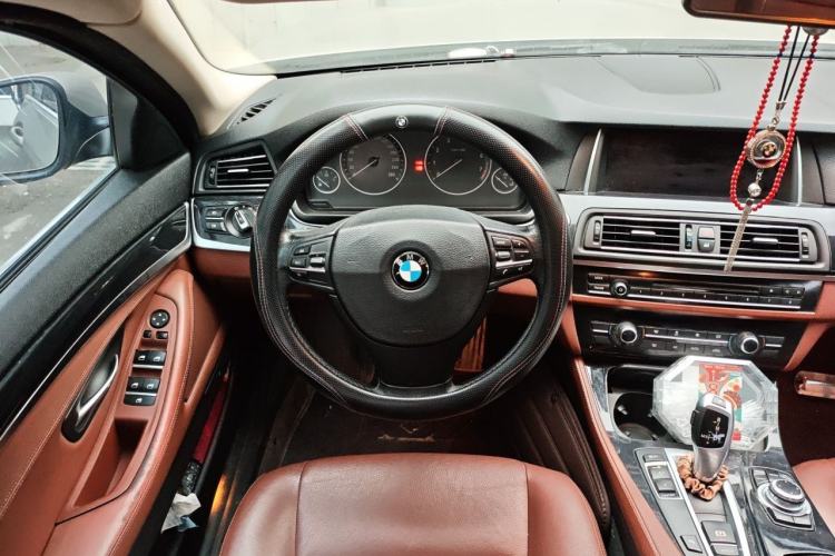 Used BMW 5 Series 2014 520Li Elegant Model Steering Wheel
