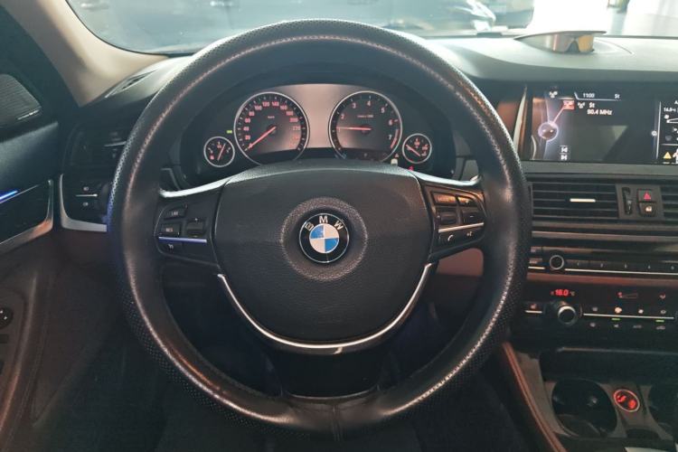 Used BMW 5 Series 2014 525Li Leading Model Steering Wheel