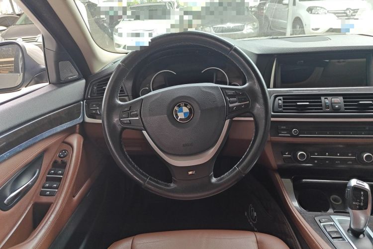 Used BMW 5 Series 2014 525Li Leading Model Steering Wheel