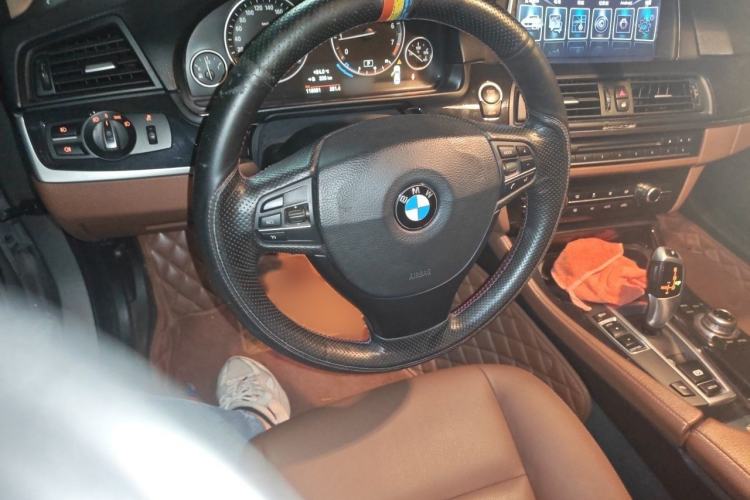 Used BMW 5 Series 2014 520Li Elegant Model Steering Wheel