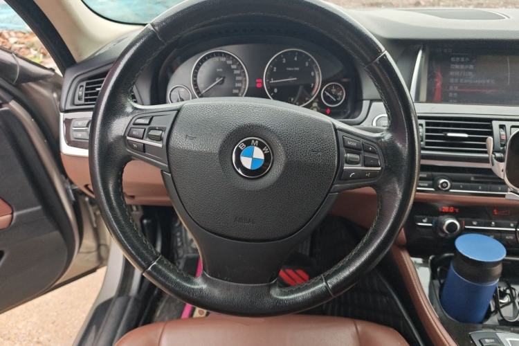 Used BMW 5 Series 2014 525Li Leading Model Steering Wheel