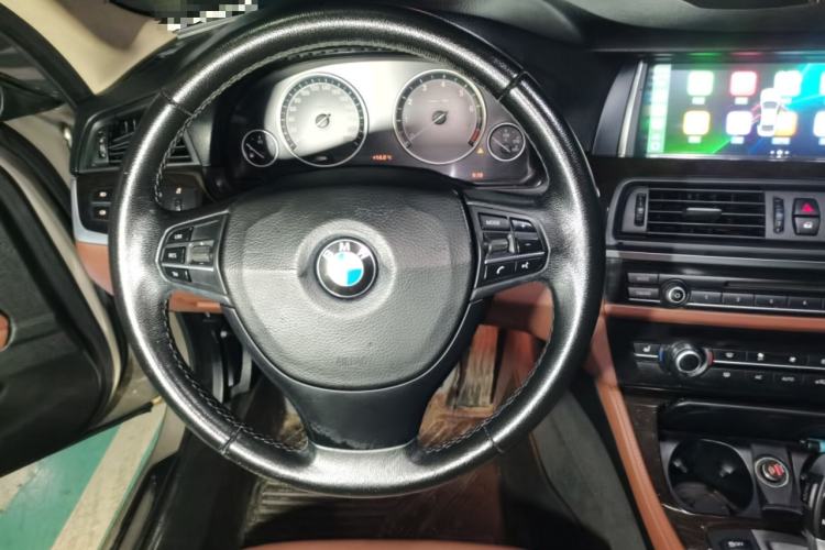Used BMW 5 Series 2014 525Li Leading Model Steering Wheel