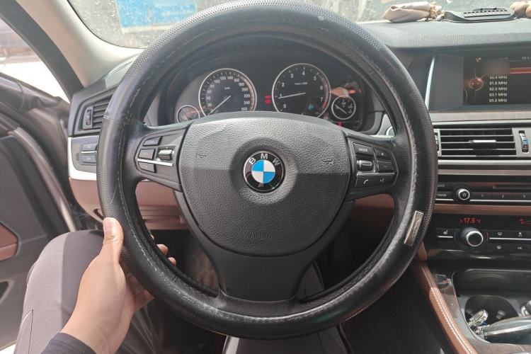 Used BMW 5 Series 2014 525Li Leading Model Steering Wheel