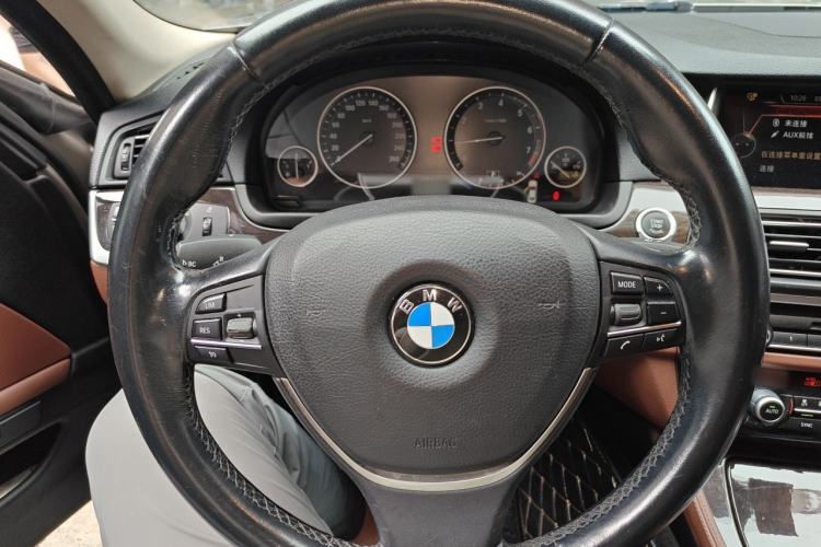 Used BMW 5 Series 2014 528Li Leading Model Steering Wheel