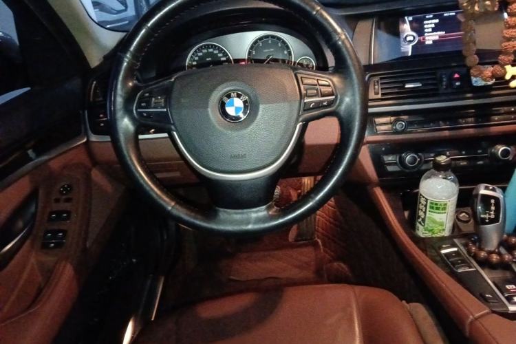 Used BMW 5 Series 2014 525Li Leading Model Steering Wheel