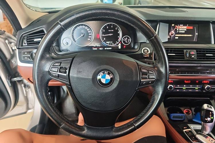 Used BMW 5 Series 2014 520Li Elegant Model Steering Wheel