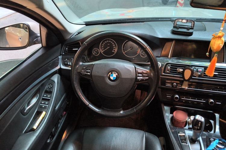 Used BMW 5 Series 2014 520Li Elegant Model Steering Wheel