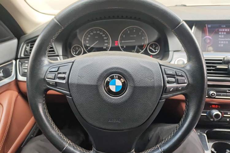 Used BMW 5 Series 2014 520Li Elegant Model Steering Wheel