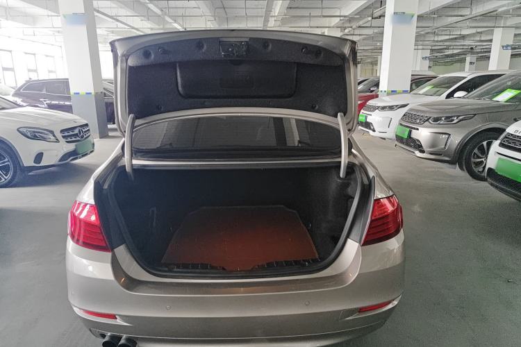 Used BMW 5 Series 2014 520Li Elegant Model Trunk