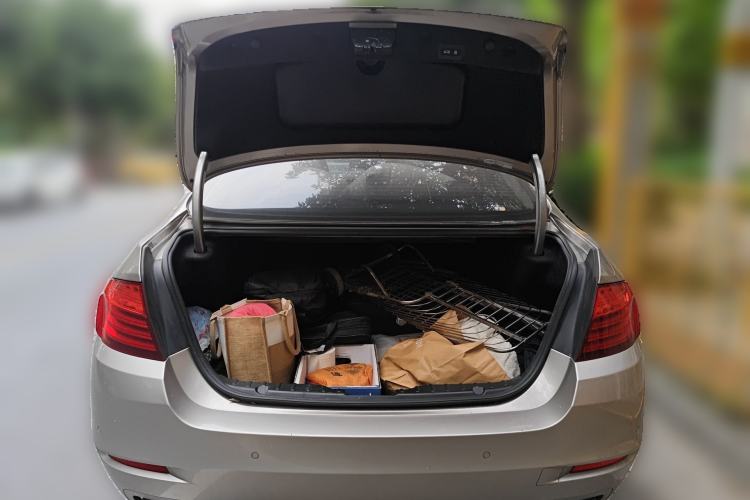 Used BMW 5 Series 2014 535Li Leading Model Trunk