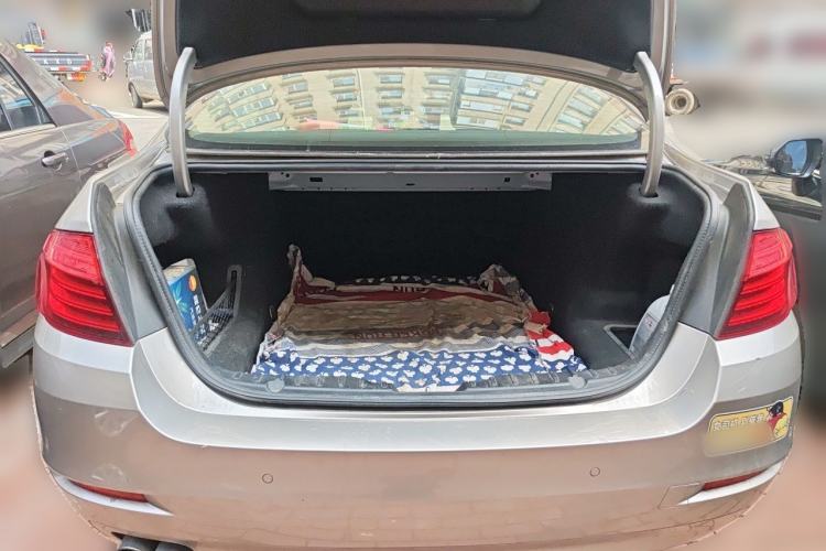 Used BMW 5 Series 2014 520Li Elegant Model Trunk