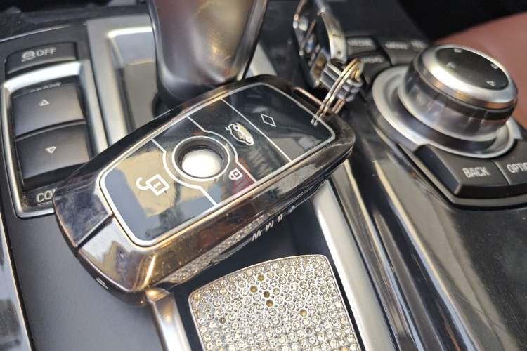 Used BMW 5 Series 2014 520Li Elegant Model Vehicle Key