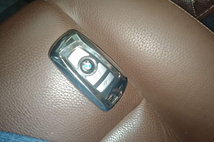 Used BMW 5 Series 2014 520Li Elegant Model Vehicle Key