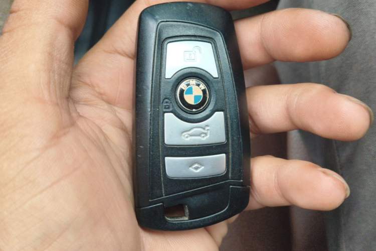 Used BMW 5 Series 2014 525Li Leading Model Vehicle Key