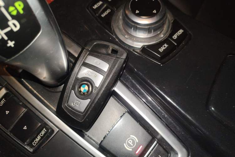 Used BMW 5 Series 2014 520Li Elegant Model Vehicle Key