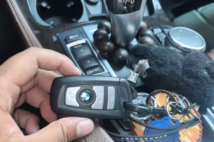 Used BMW 5 Series 2014 528Li Leading Model Vehicle Key