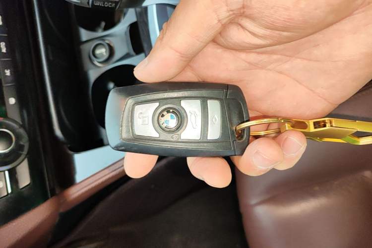 Used BMW 5 Series 2014 525Li Leading Model Vehicle Key