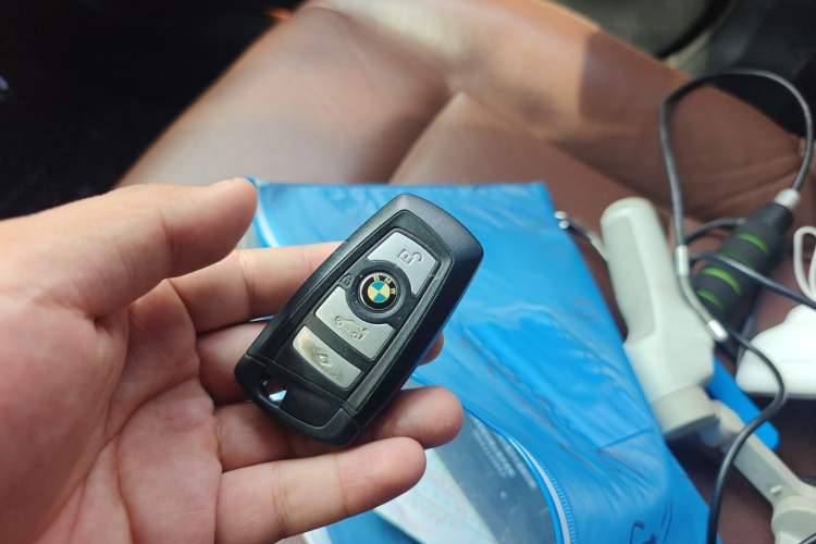 Used BMW 5 Series 2014 520Li Elegant Model Vehicle Key