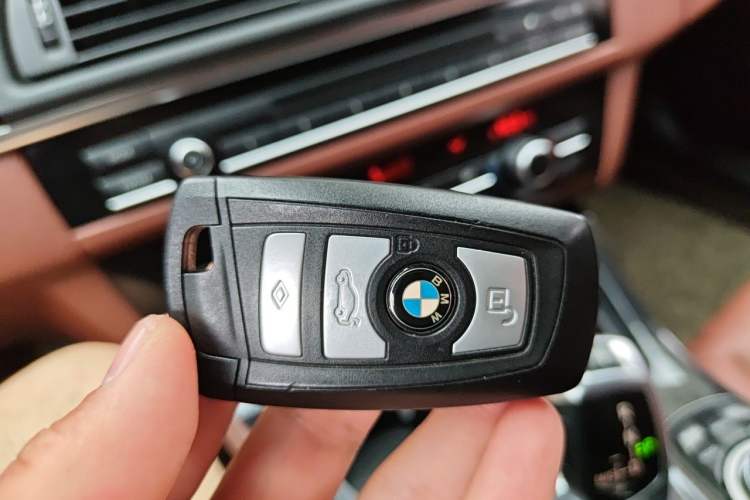 Used BMW 5 Series 2014 520Li Elegant Model Vehicle Key