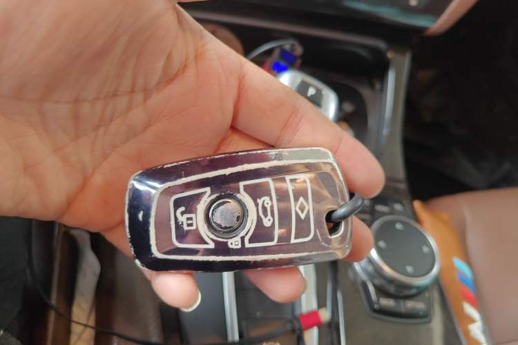 Used BMW 5 Series 2014 528Li Leading Model Vehicle Key