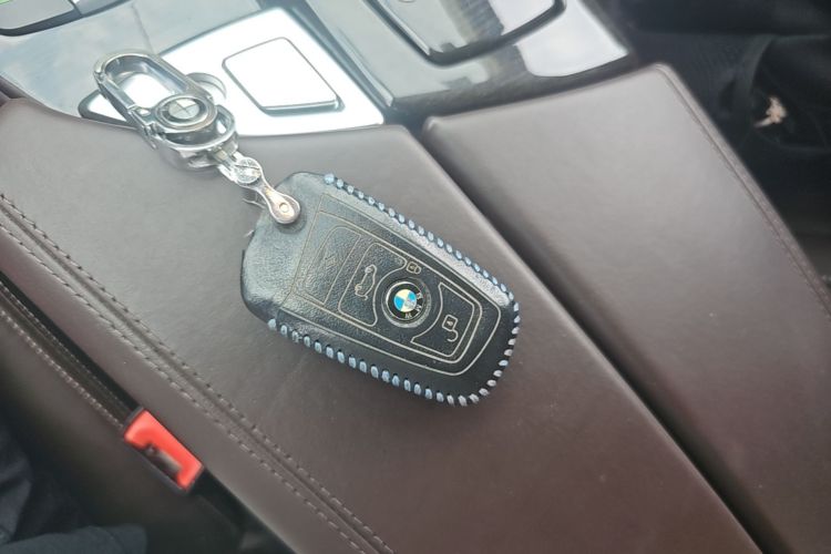 Used BMW 5 Series 2014 525Li Luxury Design Package Vehicle Key
