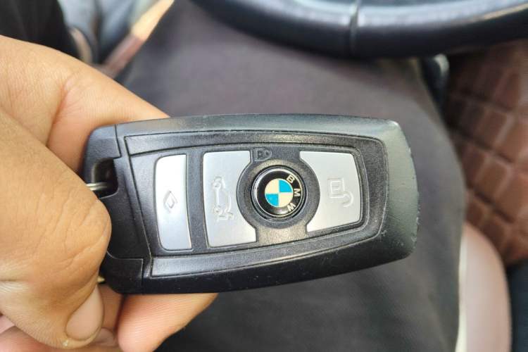 Used BMW 5 Series 2014 528Li Fashion Design Package Vehicle Key