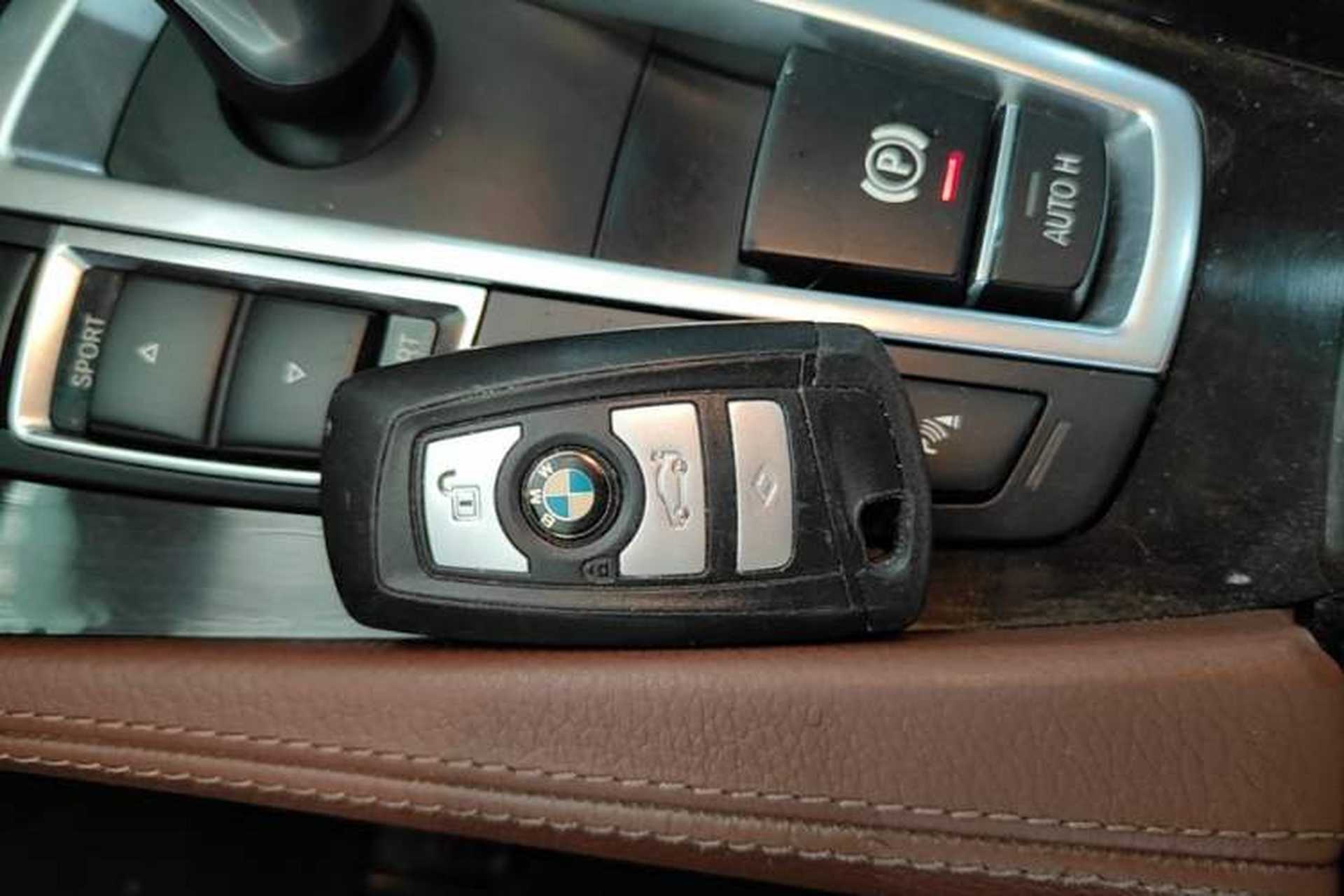 Used BMW 5 Series 2014 525Li Leading Model Vehicle Key