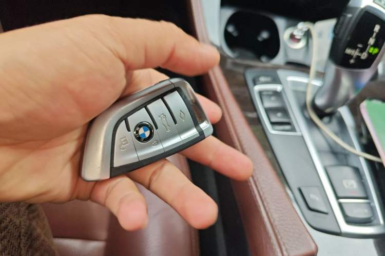 Used BMW 5 Series 2014 525Li Leading Model Vehicle Key