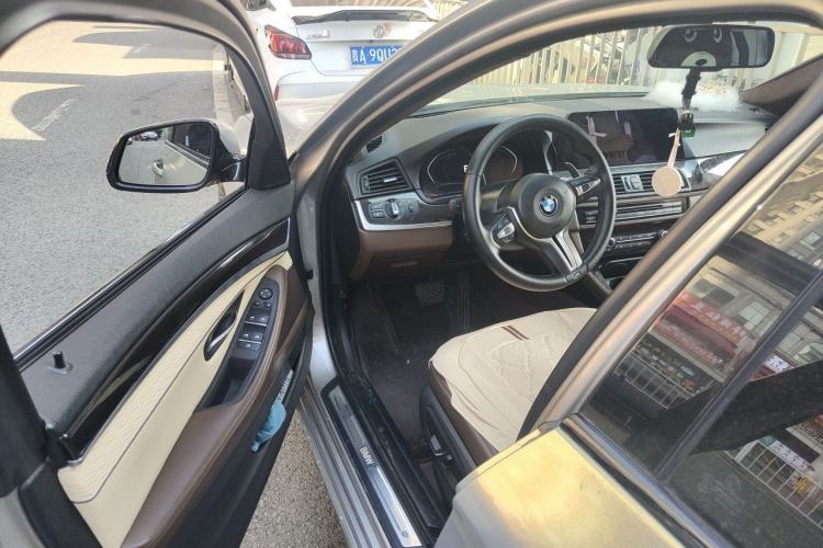Used BMW 5 Series 2014 525Li Leading Model Driver Seat