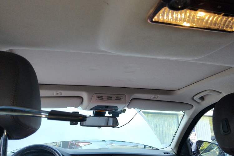 Used BMW 5 Series 2014 525Li Luxury Design Package Headliner