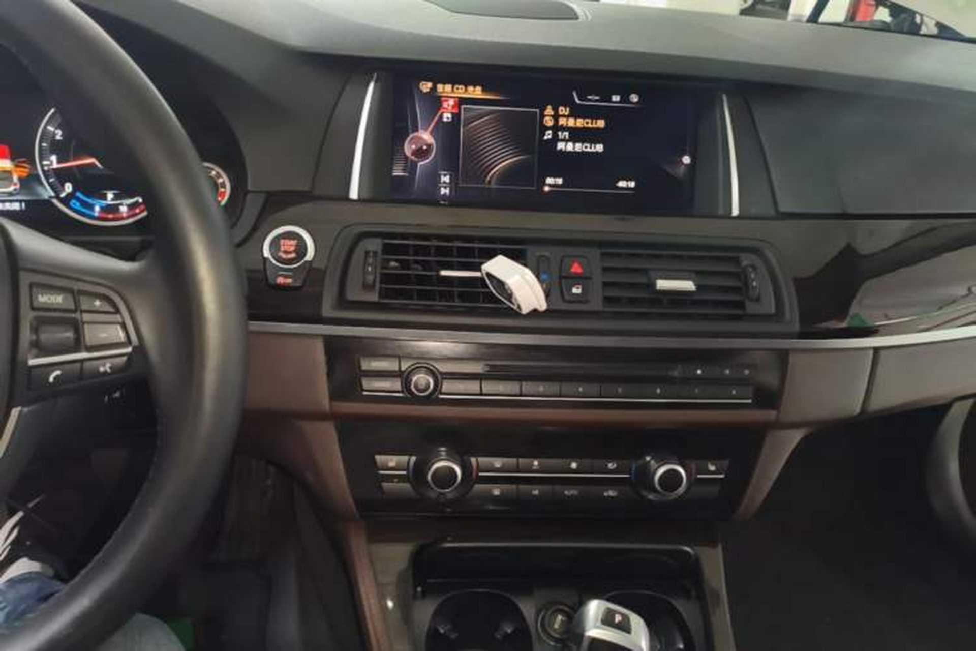 Used BMW 5 Series 2014 525Li Luxury Design Package Audio And AC Panel