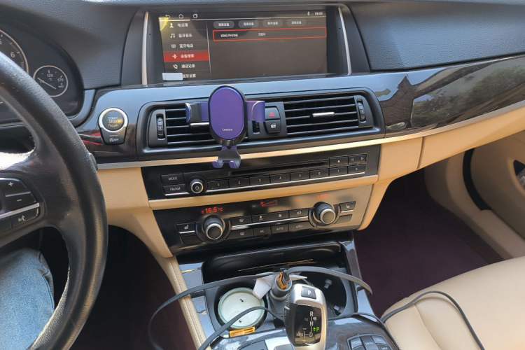 Used BMW 5 Series 2014 525Li Leading Model Audio And AC Panel