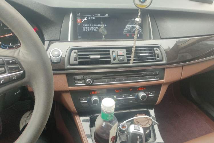 Used BMW 5 Series 2014 525Li Leading Model Audio And AC Panel