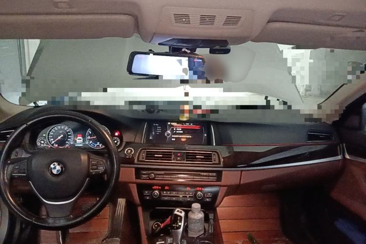 Used BMW 5 Series 2014 528Li Leading Model Center Console