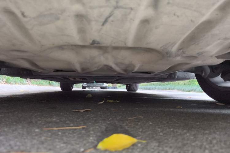 Used BMW 5 Series 2014 530Li Fashion Design Package Chassis Front