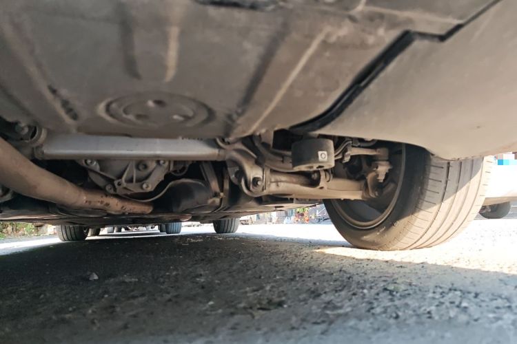 Used BMW 5 Series 2014 525Li Fashion Design Package Chassis Front Left