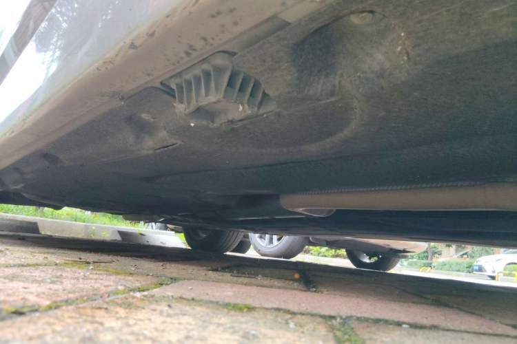 Used BMW 5 Series 2014 525Li Leading Model Chassis Front Right