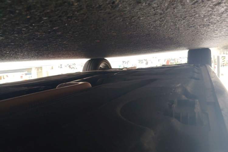 Used BMW 5 Series 2014 525Li Leading Model Chassis Front Right